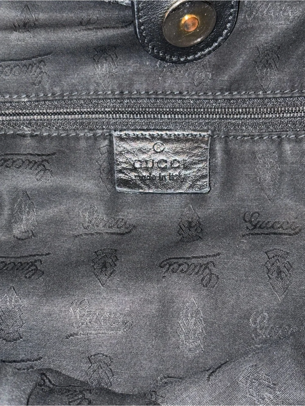 Gucci Black Leather Shoulder Bag with Gold Hardware